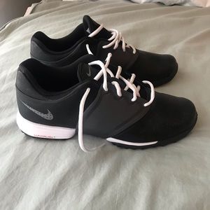 SOLD ON OTHER PLATFORM Nike Women’s Golf Shoes